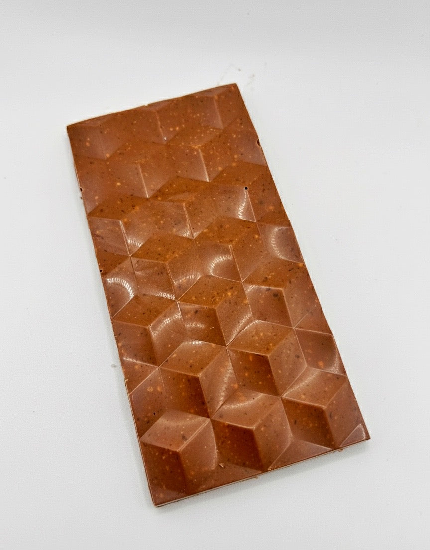 Caramelised Hazelnut and Feuilletine Milk Chocolate Bar